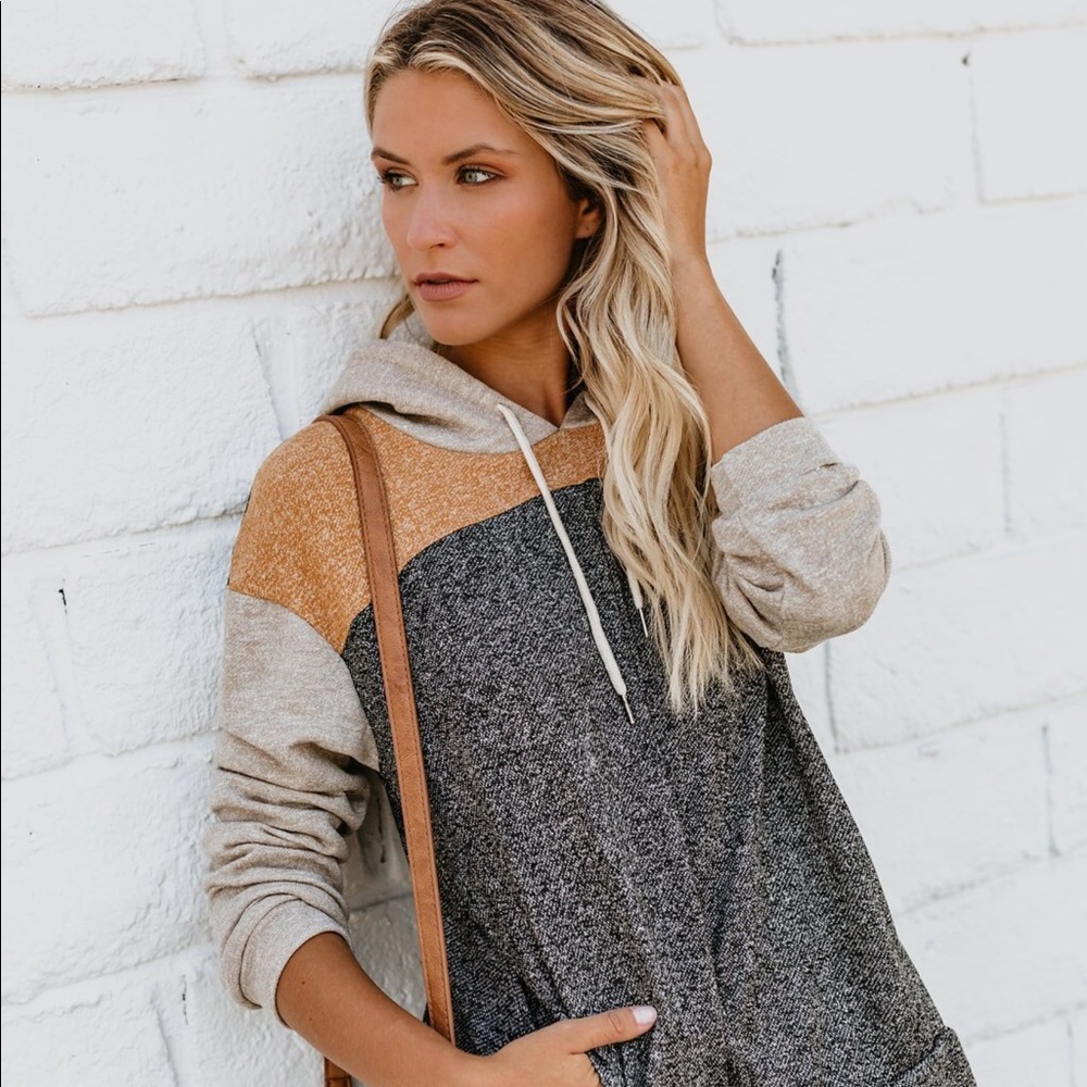 The Best Hoodie - Picture 2 of 8